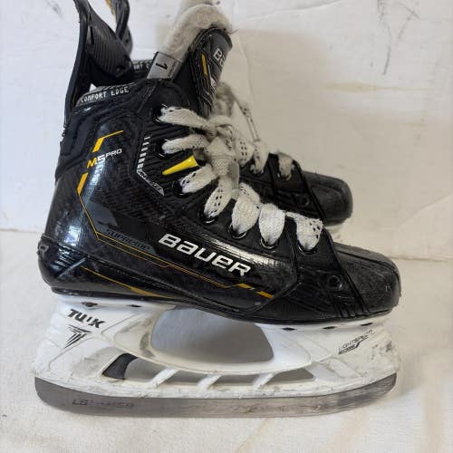 Junior Size 1 Bauer Supreme M5 PRO Ice Hockey Skates