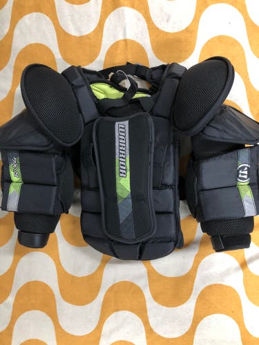 Junior Small / Medium Warrior RX4 Goalie Chest Protector (Used)