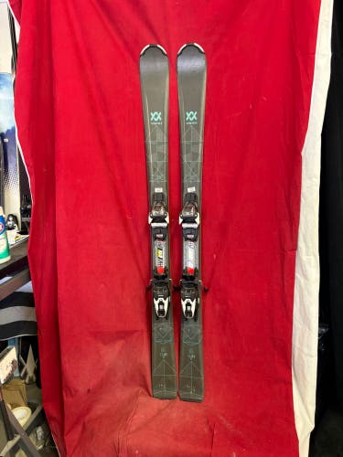 Skis: Women’s Völkl Flair 8.0 all-mountain carving skis. 144cm
Bindings: Marker vMotion
Binding Ran
