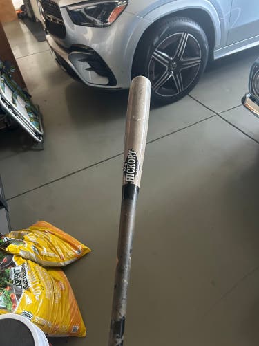 Old Hickory Pro Maple 1739S Custom Pro BBCOR Certified Bat (-3) 30 oz 33" (Used)