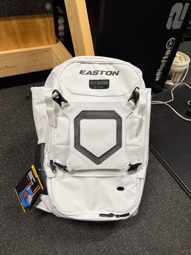 Easton Player (New)
