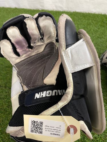 Vaughn Velocity V9 XP Goalie Glove & Blocker | Junior Regular