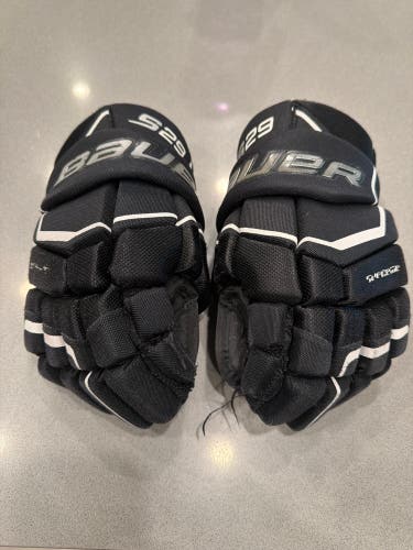 Bauer Supreme S29 Gloves 12" (Used)