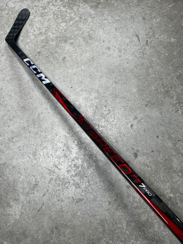90 Flex P28 Senior CCM Jetspeed FT7 Pro Right Hand Hockey Stick Pro Stock (New)