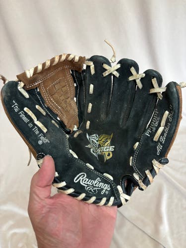 RH Rawlings Savage Baseball Glove 10" (Used)