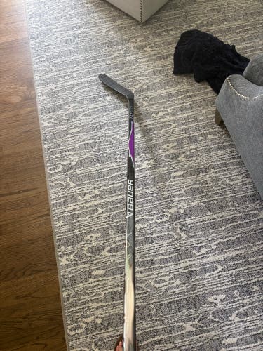 2 Senior Bauer Vapor Flylite Left Hand Hockey Stick 65 Flex (New)