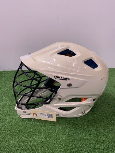 Schutt Stallion 500 Helmet | Youth Size Large