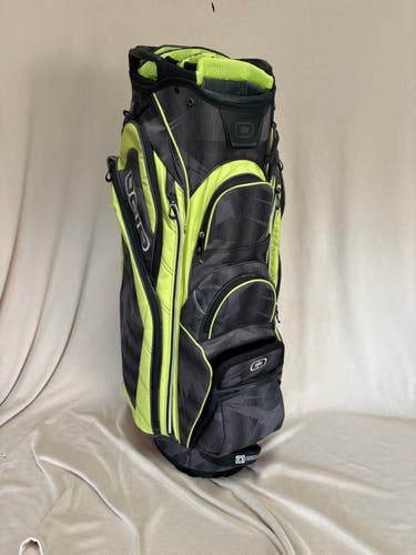 Unisex Ogio Carry Bag (Used)