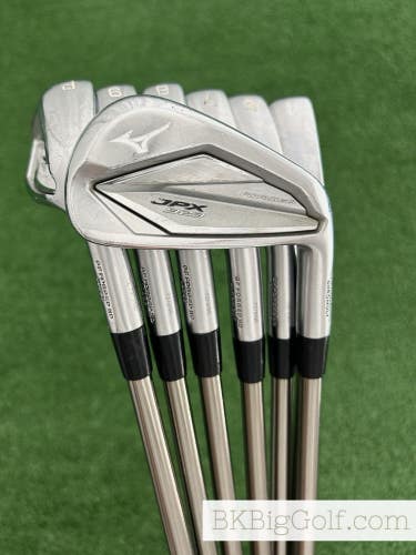 Mizuno JPX 923 Forged Iron Set 4-P / Recoil F4 95 Stiff Graphite
