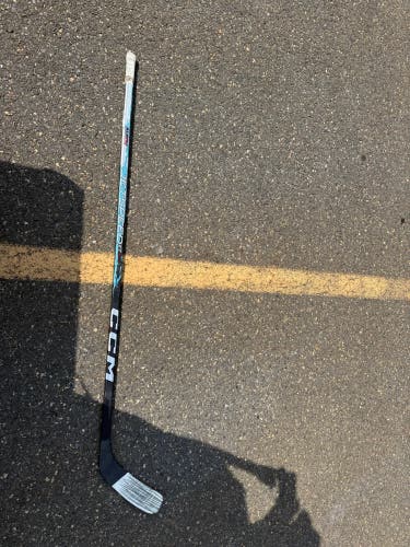 Intermediate CCM Jetspeed ft9 pro Left Hand Hockey Stick P90TM 65 Flex (New)