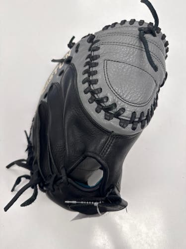 Easton Slate RH Catcher's Softball Glove 33" (Used)