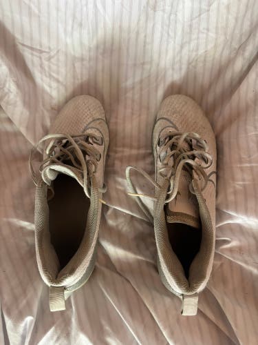 Unisex Size M 10.0 (W 11.0) Adult Nike Vapor (Used)