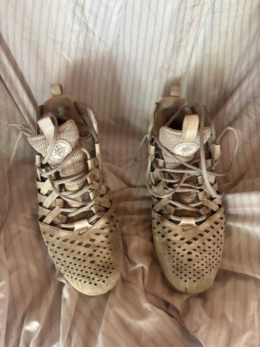Unisex Size M 11.0 (W 12.0) Adult Nike Mid Top (Used)