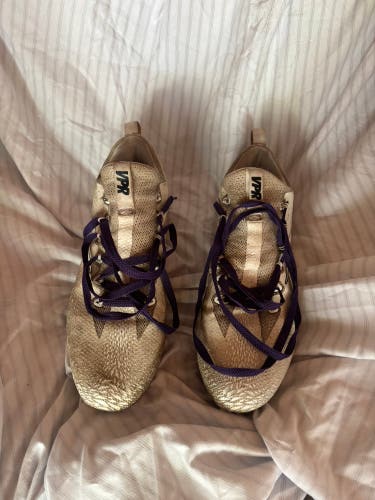 UAlbany Unisex Size M 10.5 (W 11.5) Adult Nike Vapor (Used)