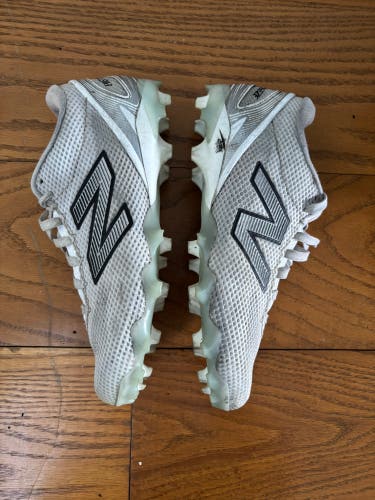 Men's Size M 8.5 (W 9.5) Adult New Balance Freeze Low Top (Used)