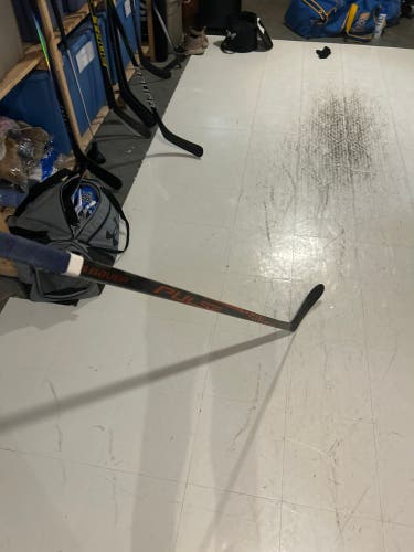 Intermediate Bauer Pulse Left Hand Hockey Stick P28 55 Flex (New)