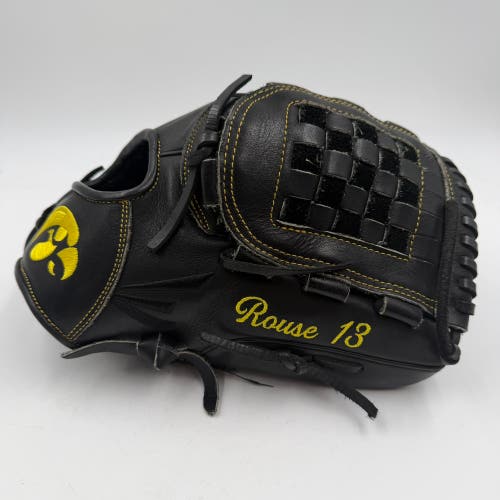 Easton Professional Collection 12” Iowa Hawkeyes College Issue Softball Pitchers Infield Glove