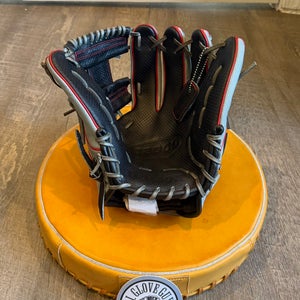 Wilson A2000 RH Infield Baseball Glove 11.75" (New)