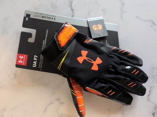 NWT Under Armour UA F7 "HEAT" Flame Football Gloves – Men's Medium (Limited Edition)
