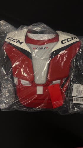 YT Large/Extra Large CCM YTFlex Goalie Arm & Body White/Red (New)