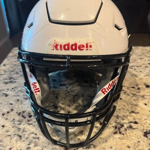 White Youth Large Riddell SpeedFlex Helmet (Used)