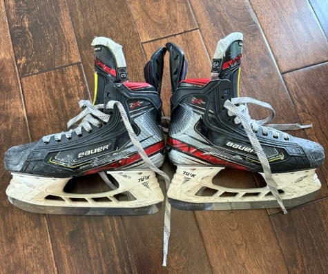 Bauer 2X Pro Hockey Skates Regular Width Size 3.5 (Used)