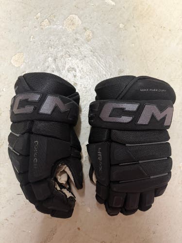 CCM Tacks 4 Roll Pro 3 Gloves 14" (Used)