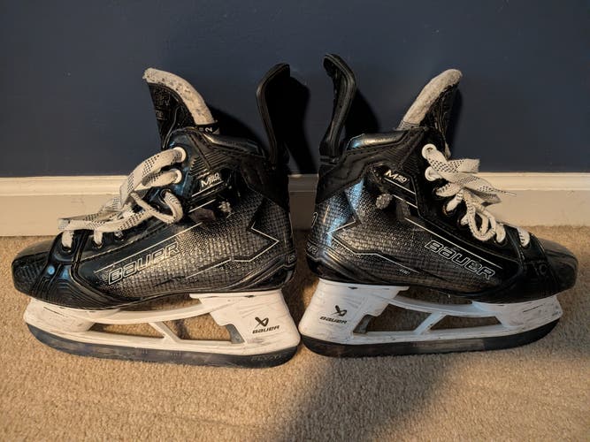 2025 Bauer Supreme M50 Pro Hockey Skates Regular Width Size 4.5 (Used)