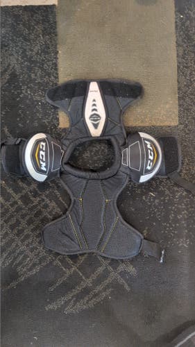 Small Youth CCM Tacks Shoulder Pads (New)