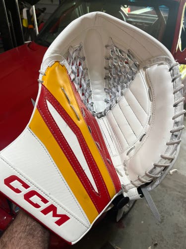 CCM EFlex 7 Regular Pro Stock (Used)