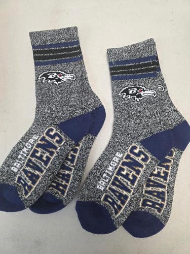 ST10 Mens NFL BALTIMORE RAVENS Lot of 2 Crew Socks LARGE 8-13 NEW