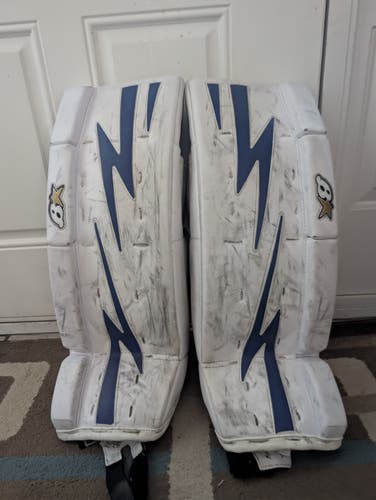 25" Brian's Netzero Goalie Leg Pads (Used)