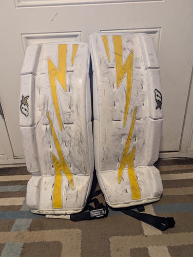 27" Brian's Netzero Goalie Leg Pads (Used)