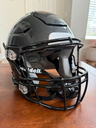 Black Youth Medium Riddell SpeedFlex Helmet (New)