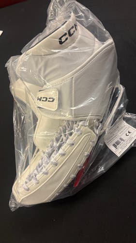 CCM Extreme Flex 7.5 Goalie Catcher SR Regular (New)