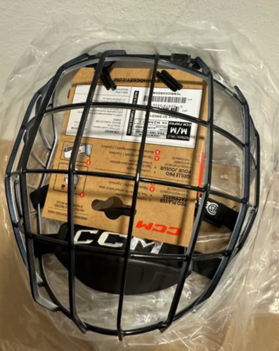 CCM FM580 Helmet Pro Stock (OREO b&w - MEDIUM new w/ tags)