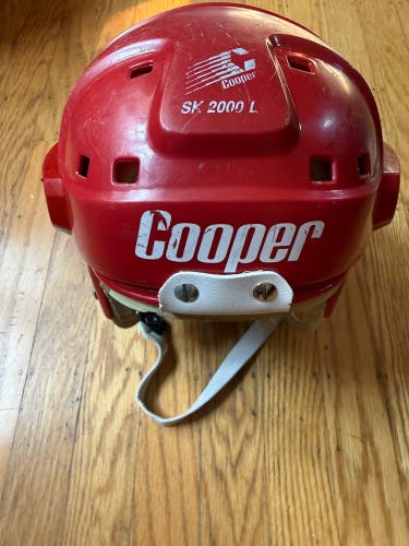 Red Cooper SK2000 Vintage Helmet Goalie Combo Made In Canada Size Large Senior