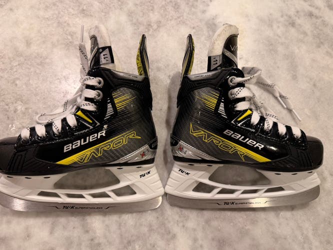 2023 Bauer Vapor X4 Hockey Skates 11 (New)