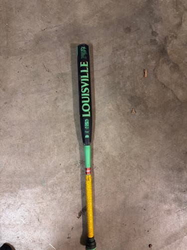 Louisville Slugger Bat (-8) 26 oz 34" (Used)