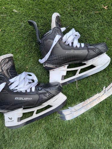 Bauer Supreme Shadow Hockey Skates 6.5 (Used) 2024