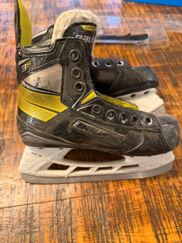 2020 Bauer Supreme 3S Hockey Skates Regular Width 13.5 (Used)