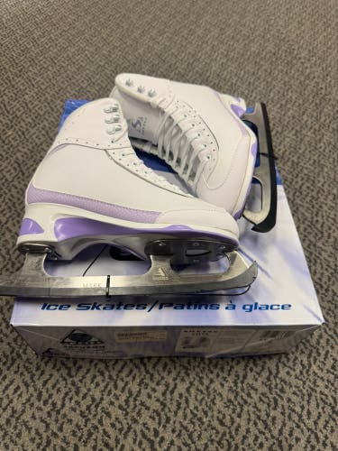 Jackson Ultima  Softec Vista Figure Skates Adult 5 (New)