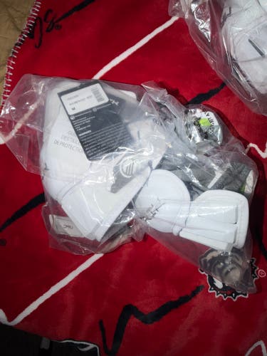 Medium Adult Maverik Max Arm Pads (New)