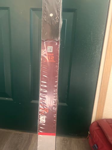 212 cm Atomic Redster FIS SG Skis Without Bindings (New)