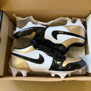 Men's Size M 10.5 (W 11.5) Nike Cleats Low Top (Used)