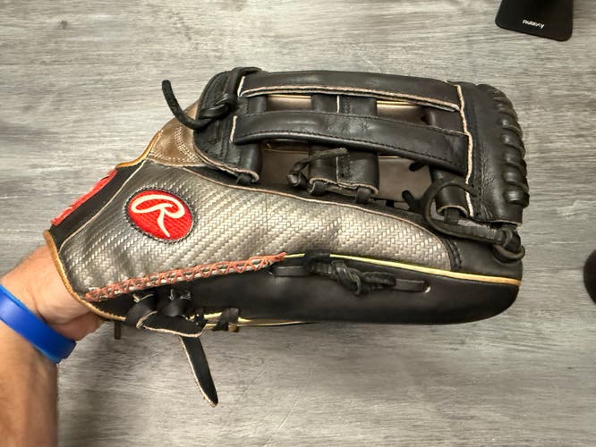 Rawlings Heart of the Hide RH Outfield Baseball Glove with hyper shell tech 13" (Used)