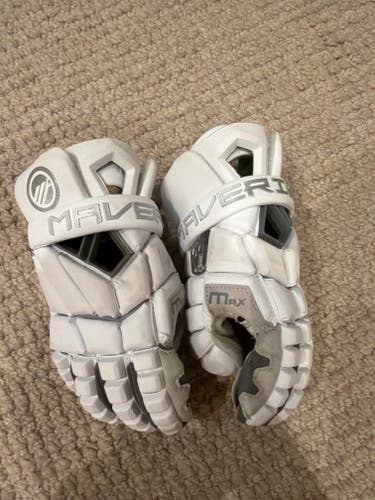 Maverik Max Lacrosse Gloves (Used once)