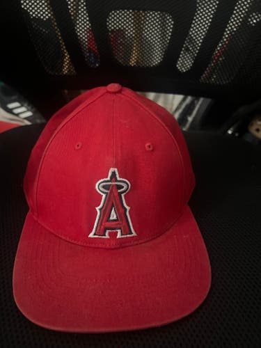 Red Men's One Size Fits All Hat (New)