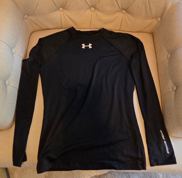 Black Youth Large Under Armour Cold Gear Shirt