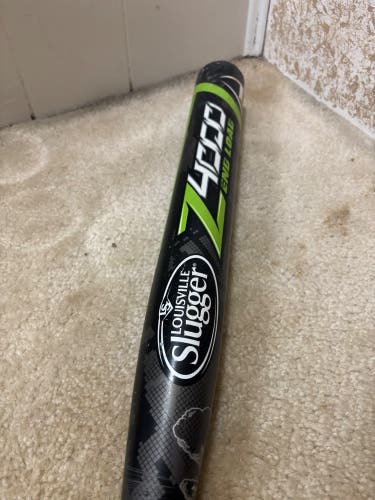 2016 Louisville Slugger Z4000 Composite Bat 28 oz 34" (Used)